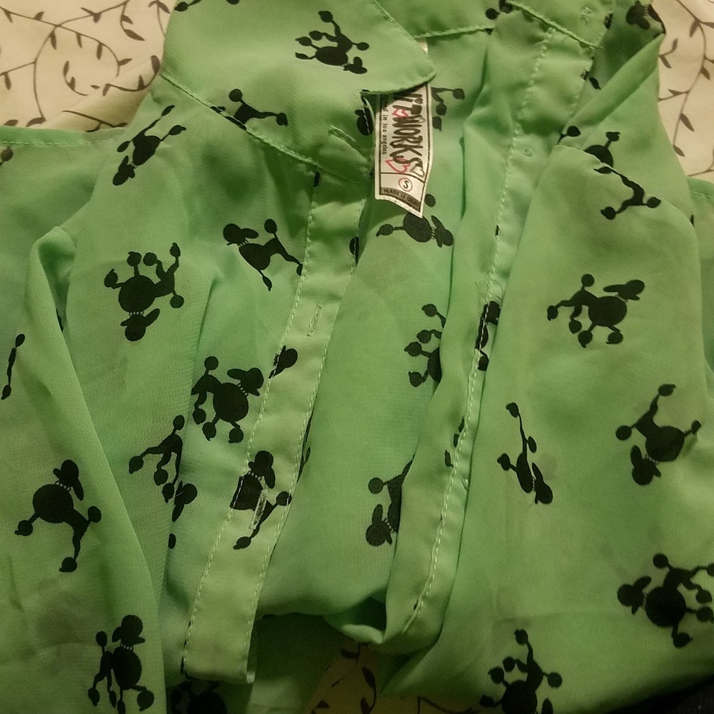 S children's shirt